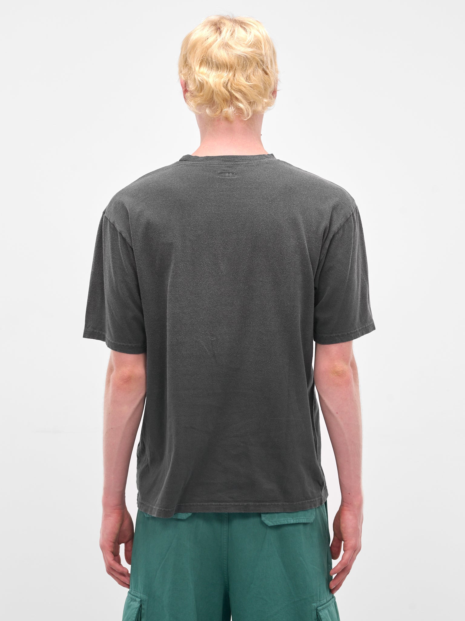 'Peckish Rain Skull' Graphic Tee - 3