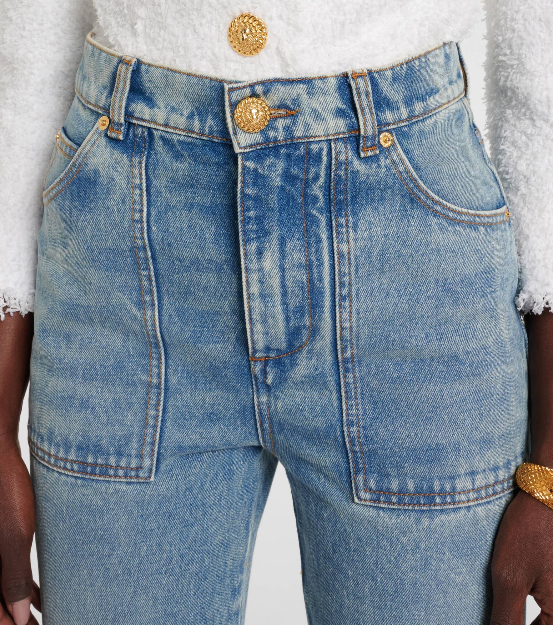 High-waisted flared jeans - 4
