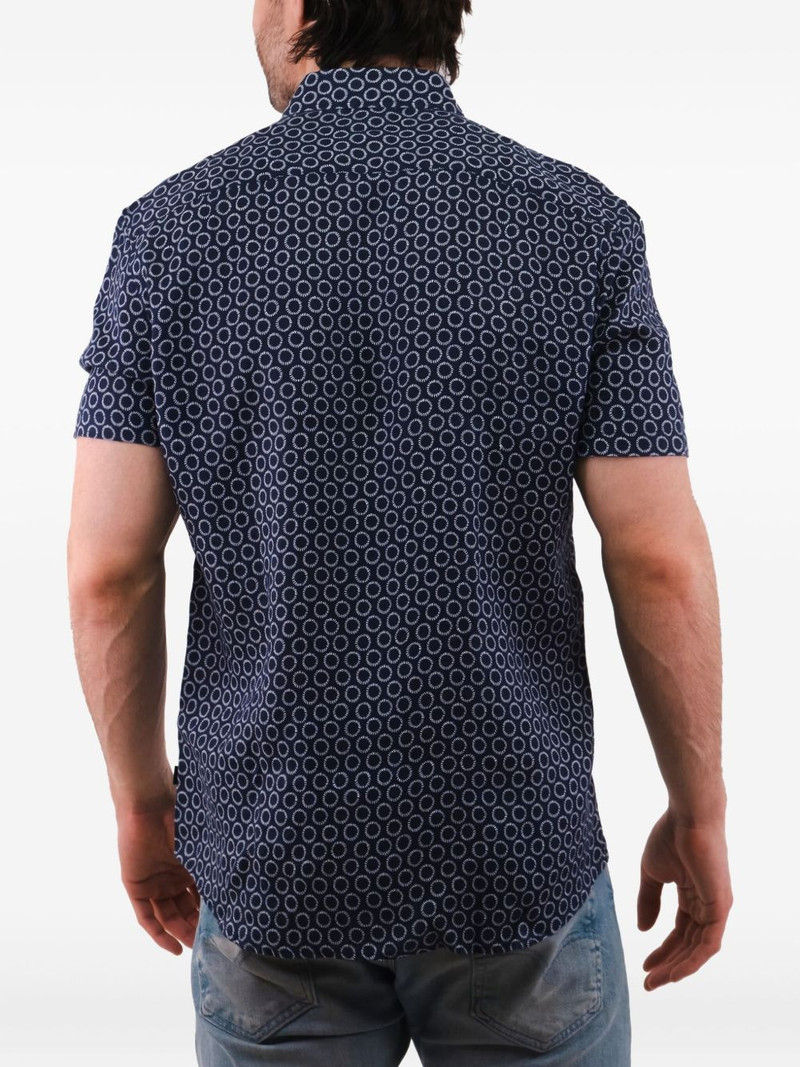 patterned shirt 3