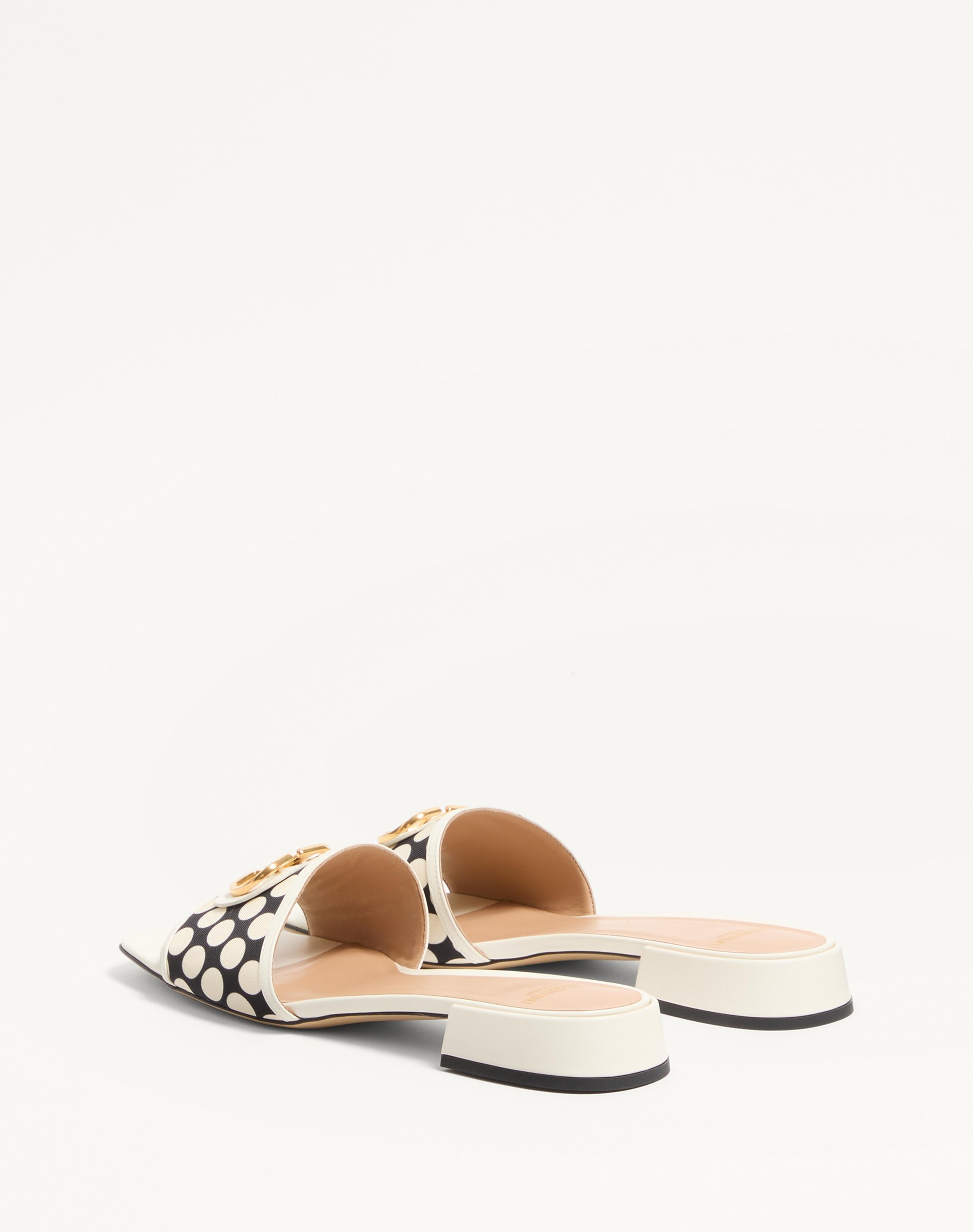 VLOGO SIGNATURE SLIDE SANDAL IN PLUS DE POIS FABRIC 20MM - 5