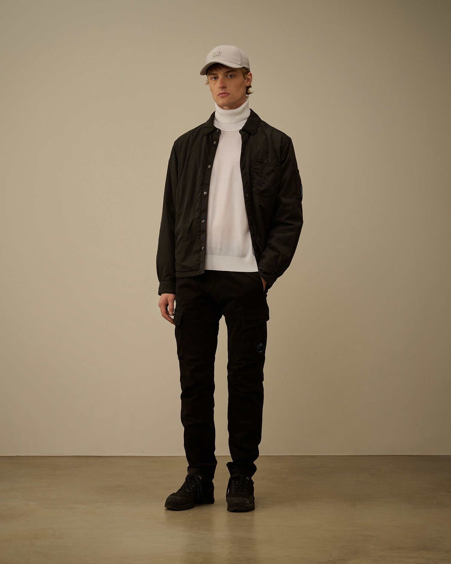 Extrafine Merino Wool Turtleneck Sweater - 2