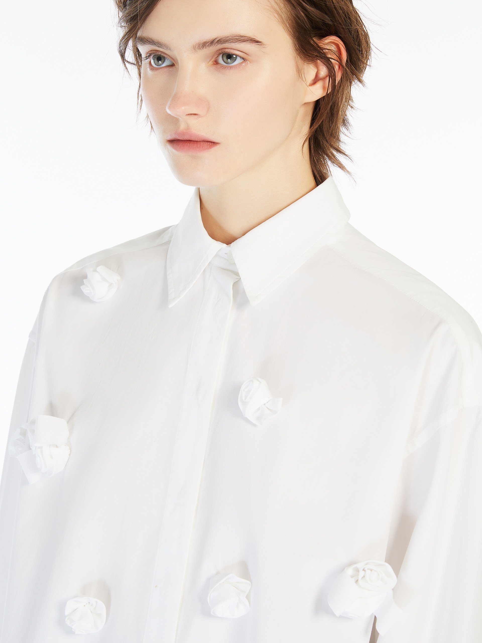 BISOUS Oversized shirt with 3D rose detail - 5