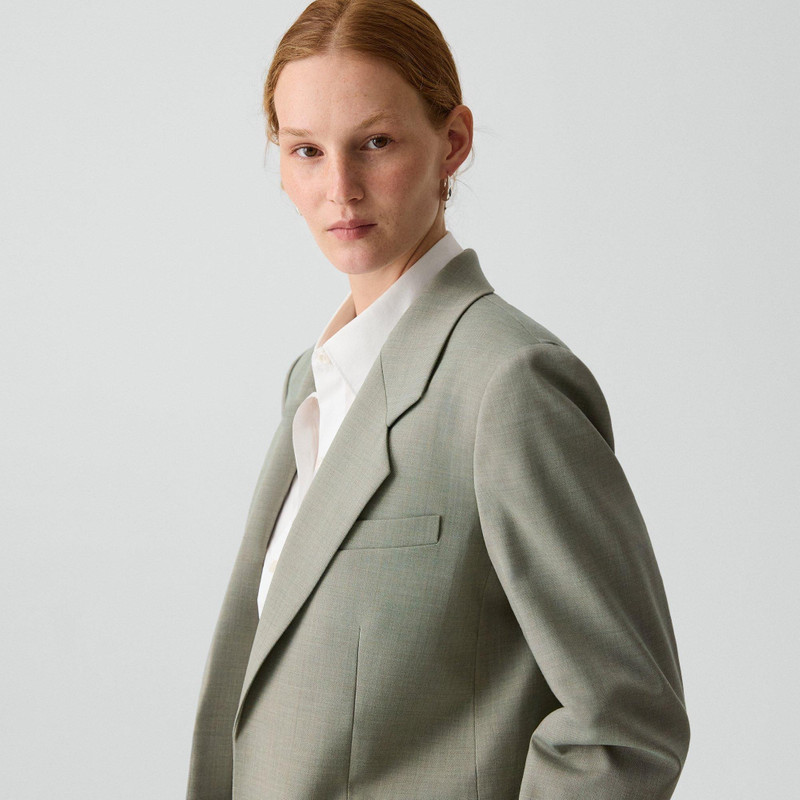 Vented Blazer in Wool Gabardine 5