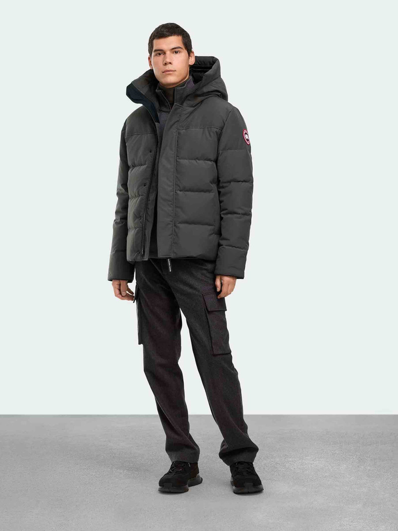 Canada Goose SHORT DOWN JACKET MACMILLAN outlook