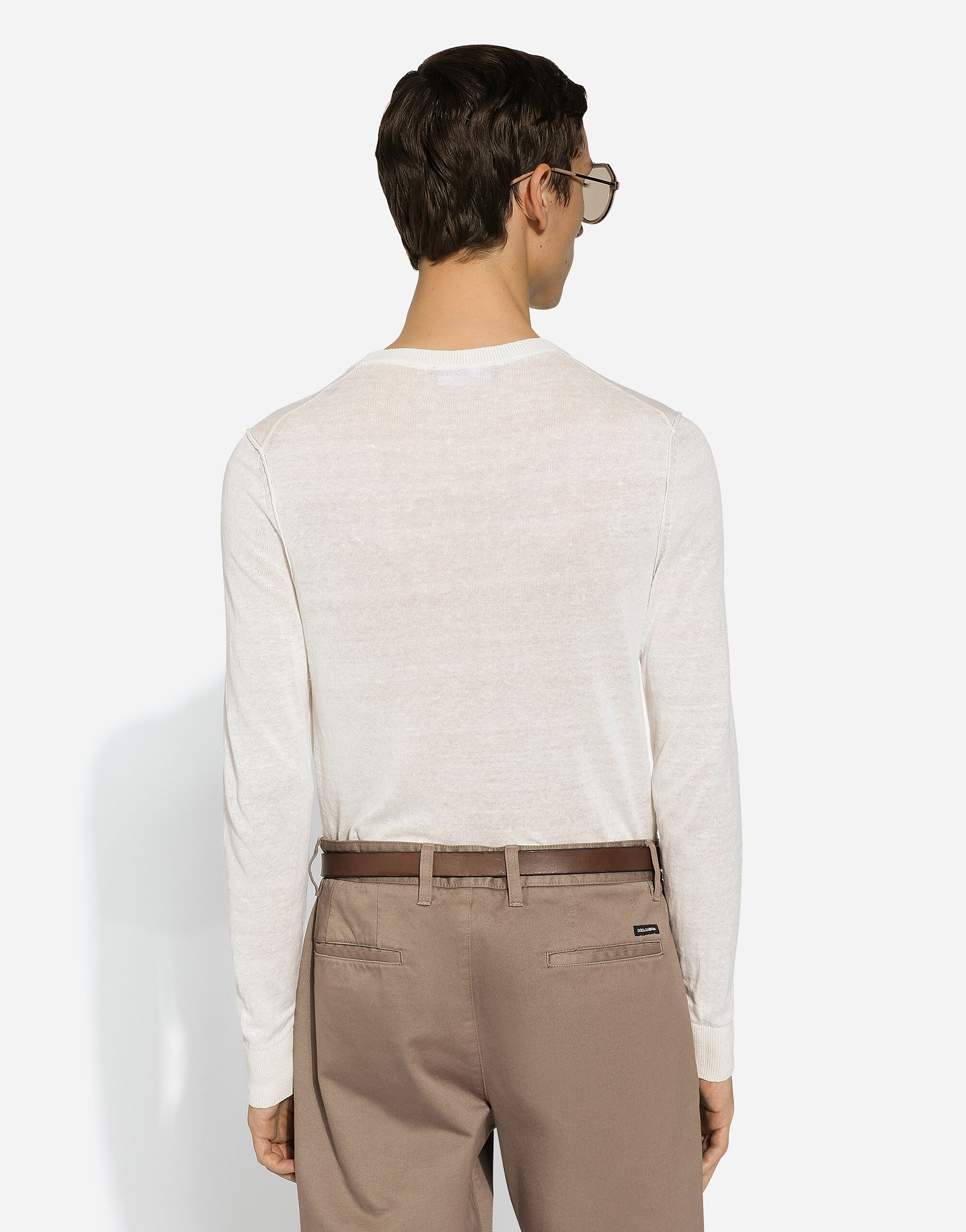 Linen round-neck sweater with branded tag - 5