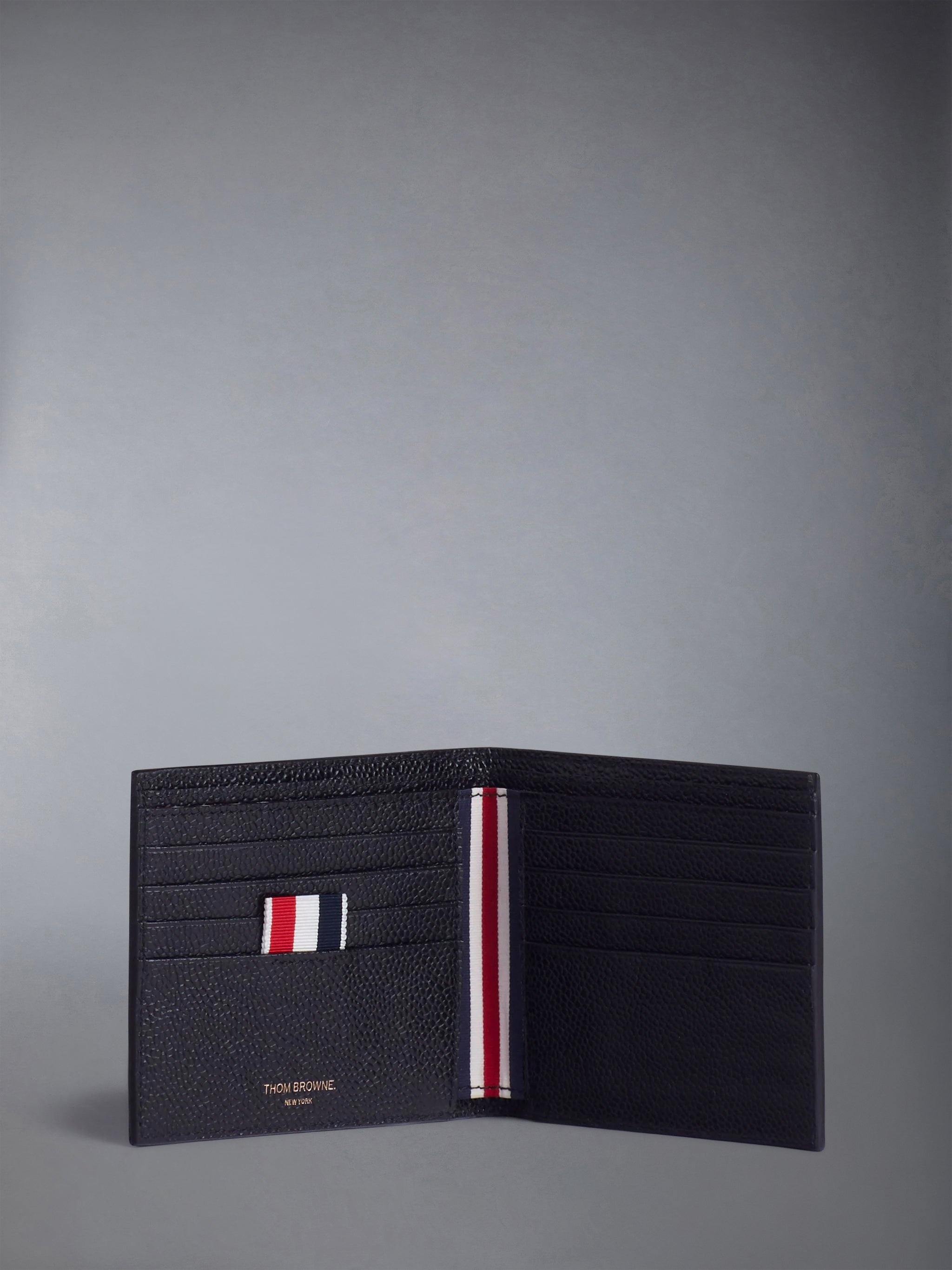 Pebble Grain Bifold - 3