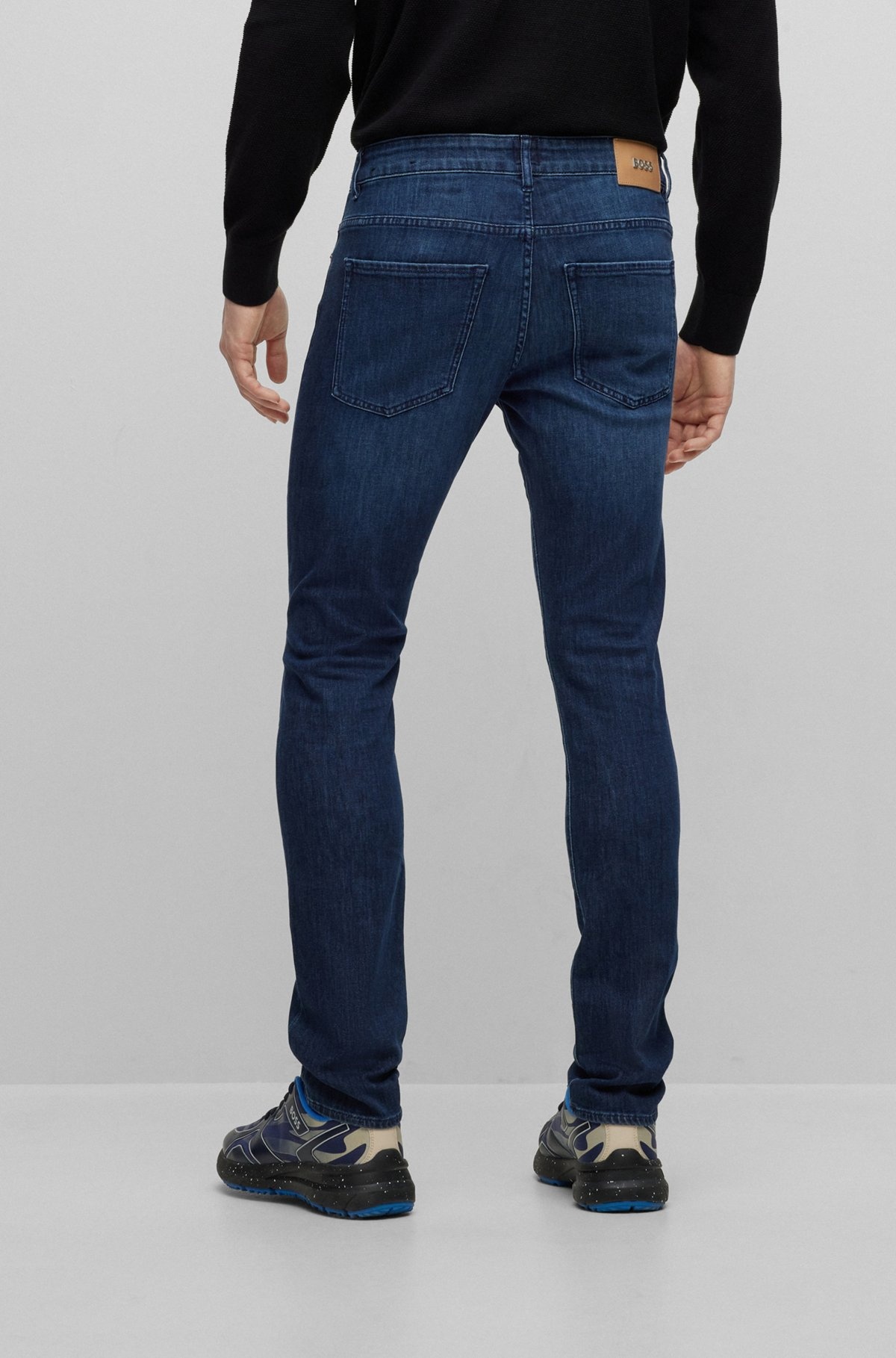 SLIM-FIT JEANS IN DARK-BLUE ITALIAN LIGHTWEIGHT DENIM - 4