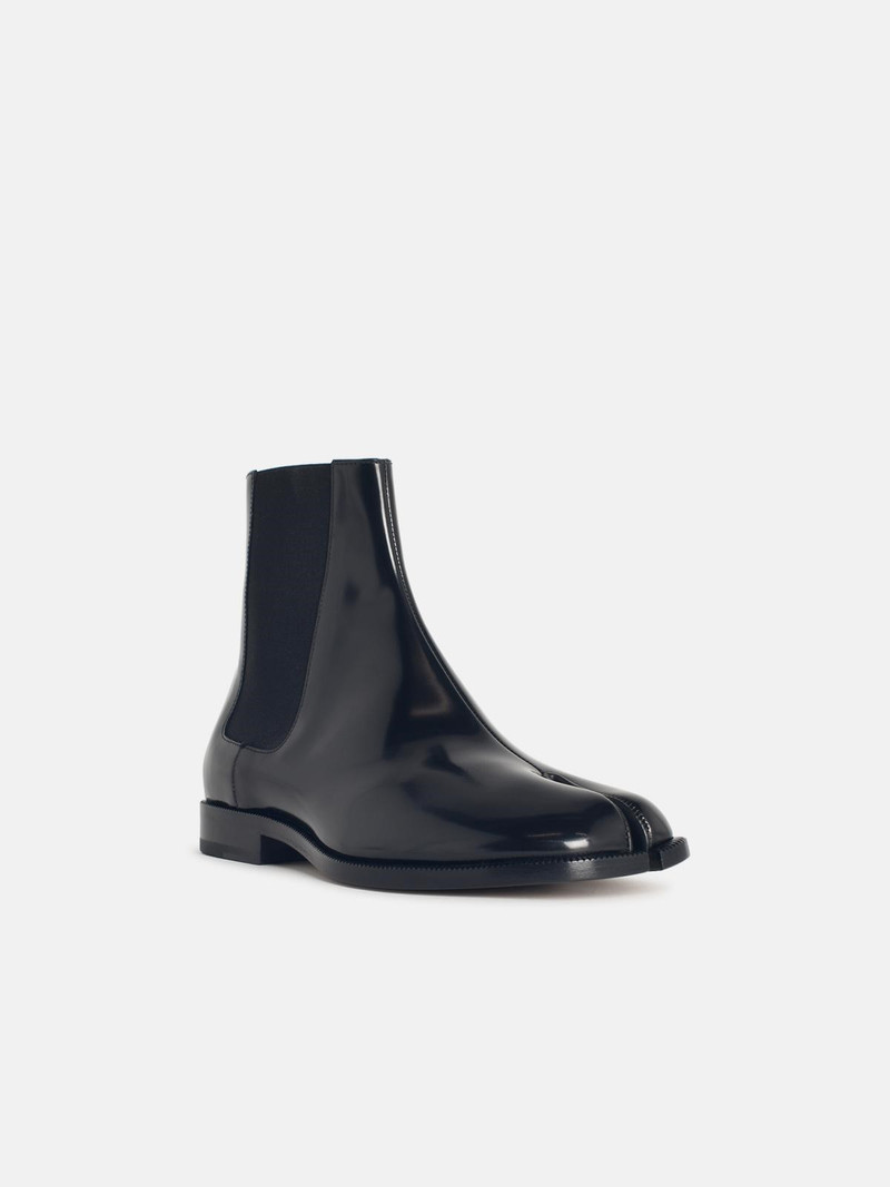 Maison Margiela BLACK LEATHER TABI ANKLE BOOTS outlook