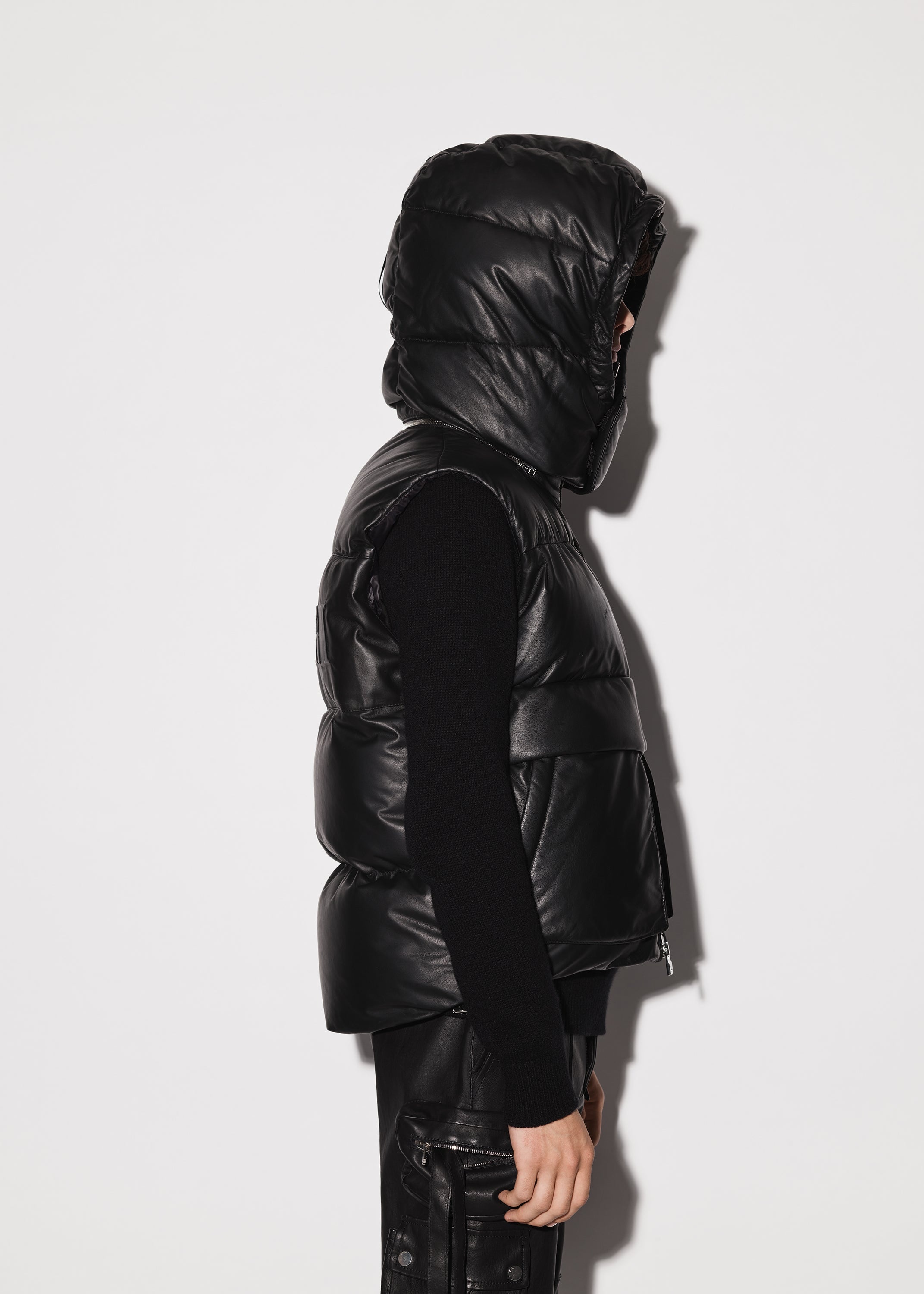 LEATHER DOWN GILET - 8