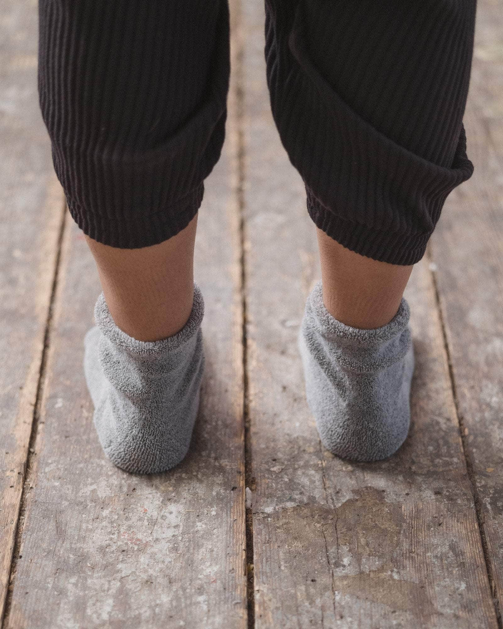 Buckle Overankle Socks - Textured Organic Cotton - 3