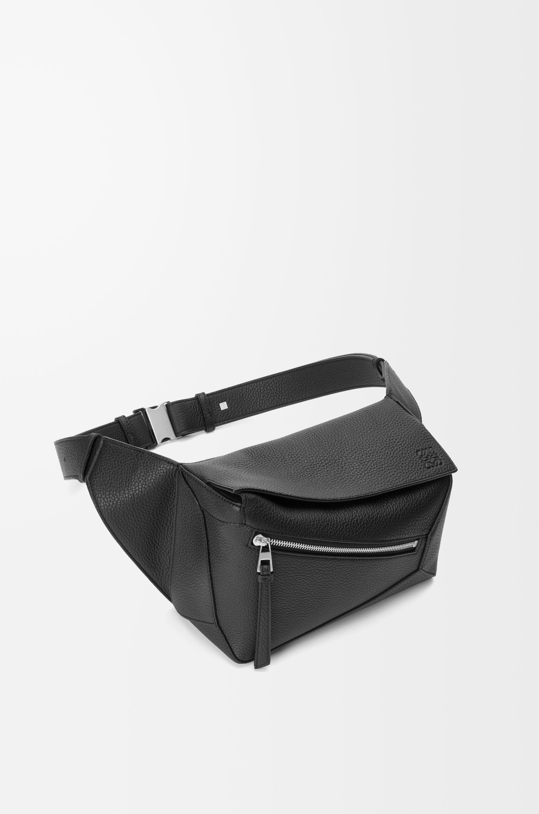 Small Puzzle bumbag in grained calfskin - 4