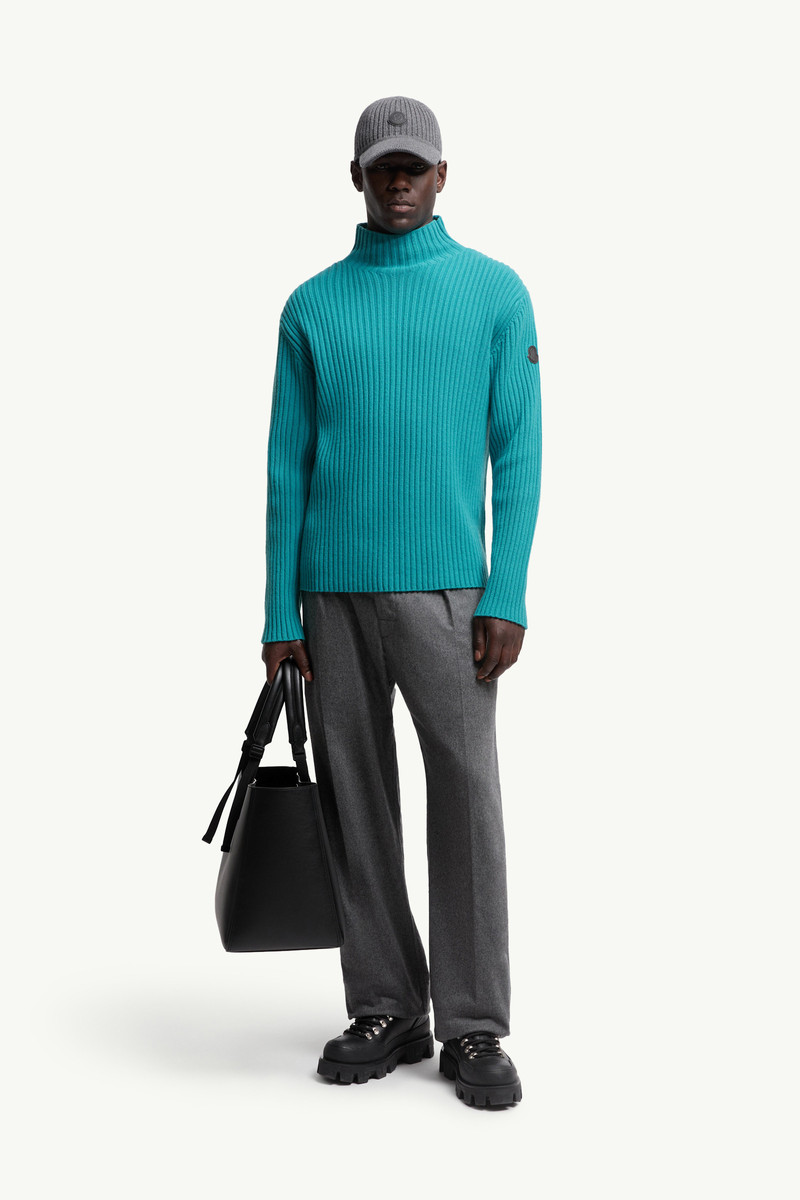 Moncler Wool & Cashmere Turtleneck Sweater outlook