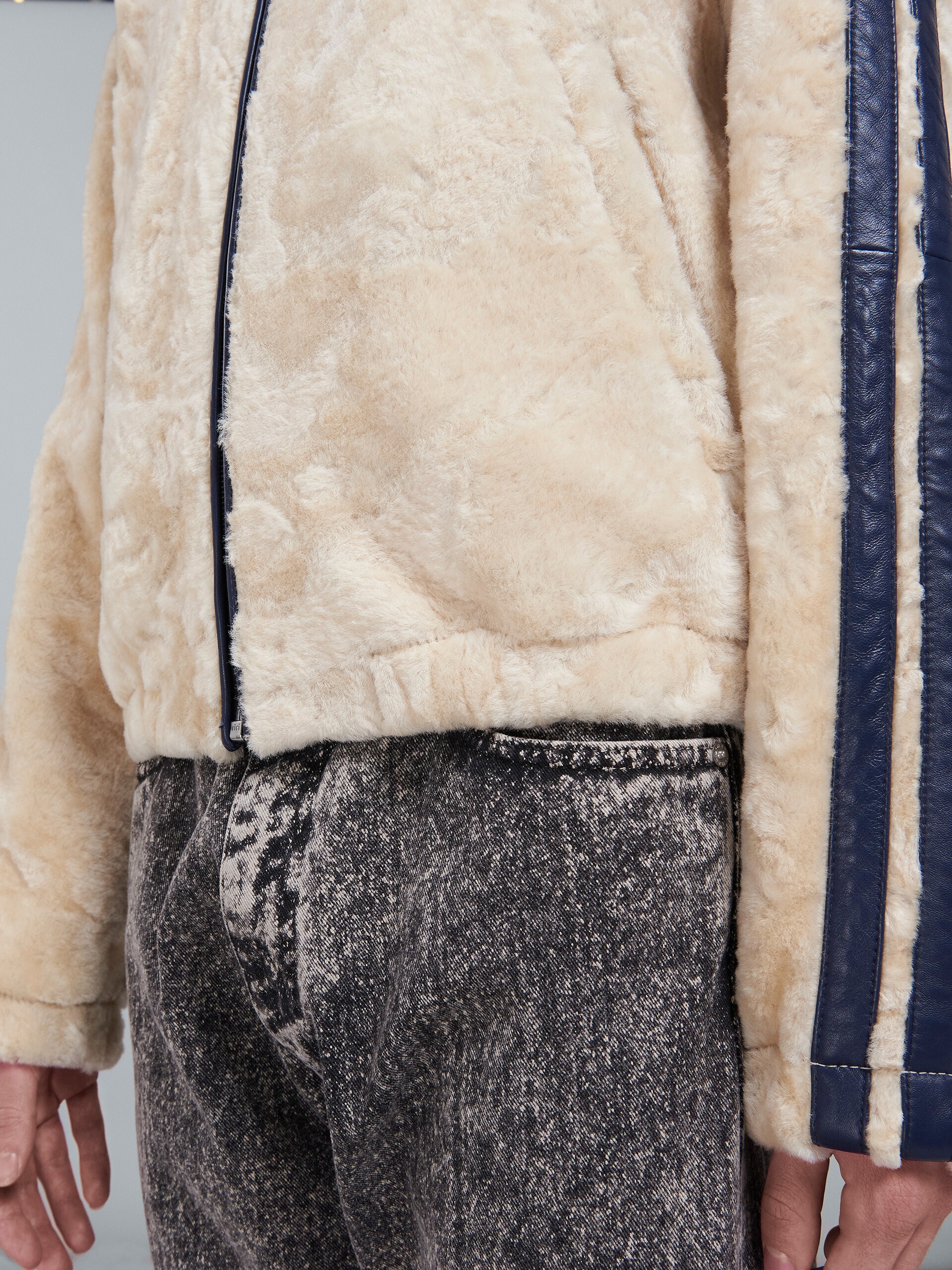 SEMI-CURLY SHINY MERINOS JACKET - 5