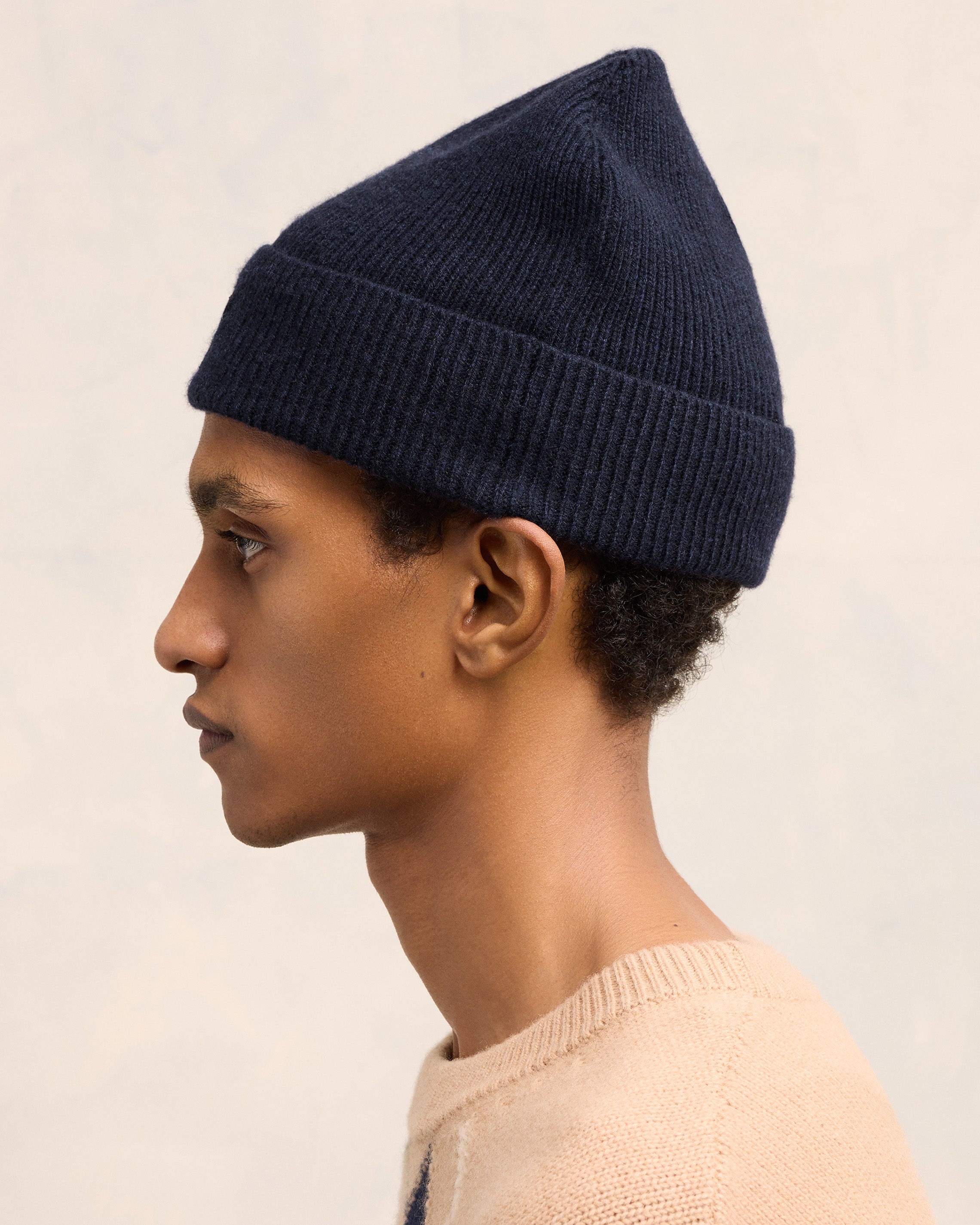 CASHMERE AMI DE COEUR BEANIE 5