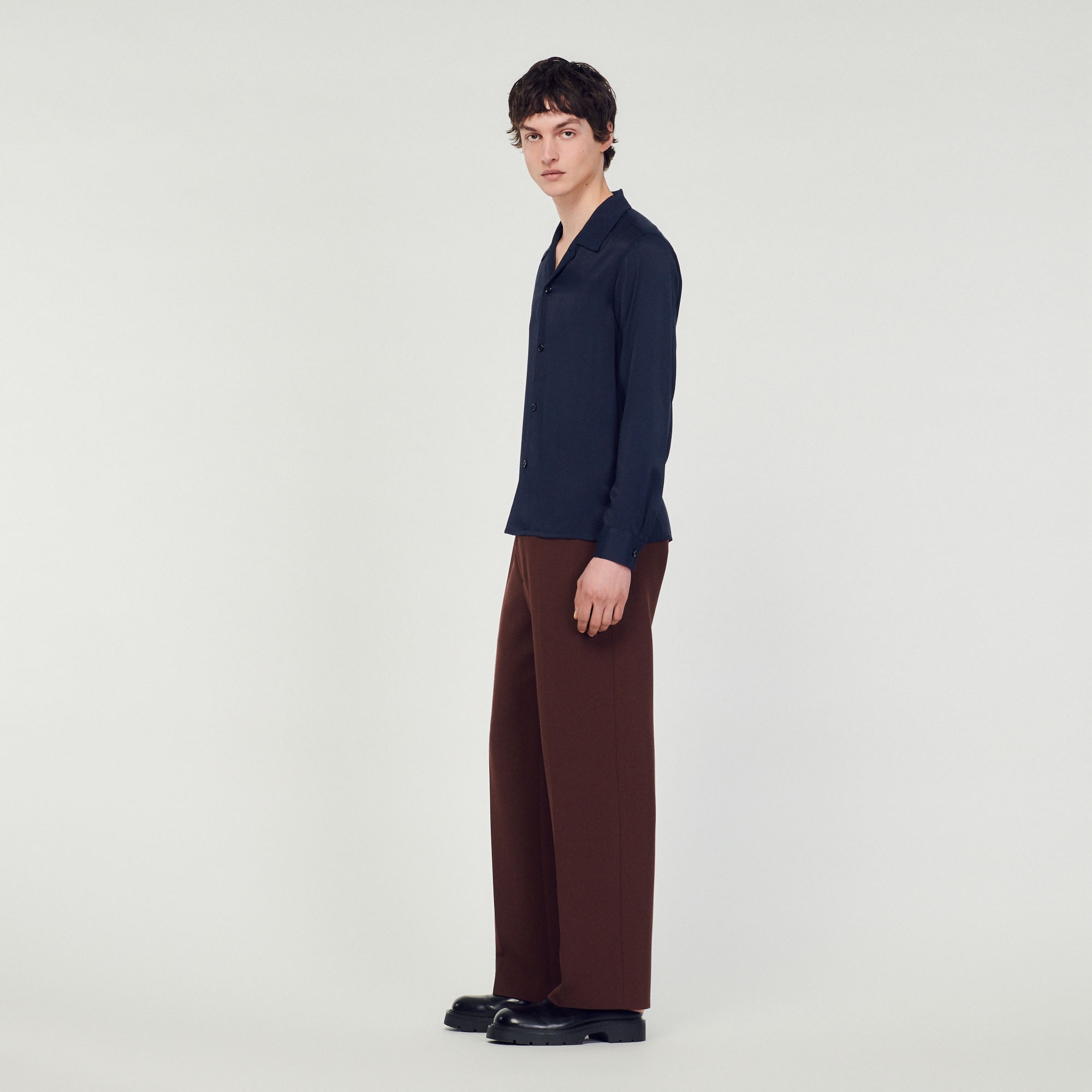 Floaty shirt with spread collar - 7