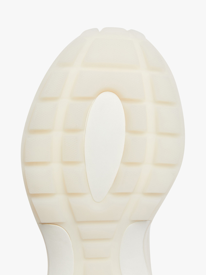 QUERCE Canvas sneakers with chunky soles 5