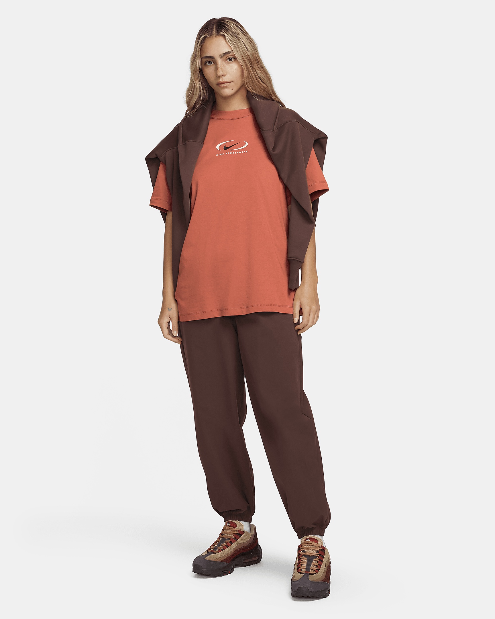 Nike Sportswear Women's Woven Joggers - 6