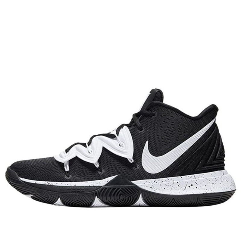 니키 Kyrie 5 팀 블랙 화이트 - 1