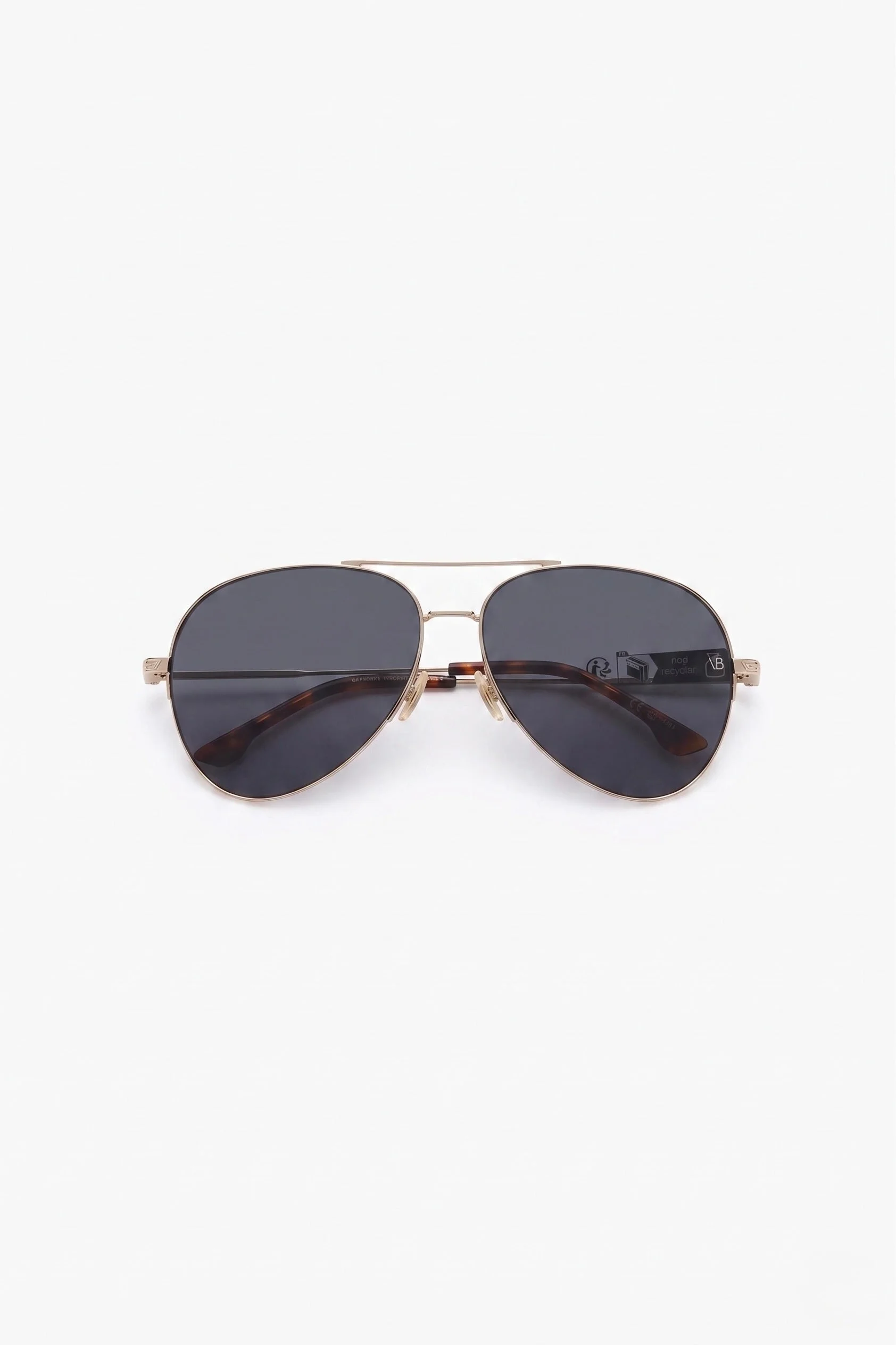 Fine Metal Pilot Sunglasses In Gold Black - 1