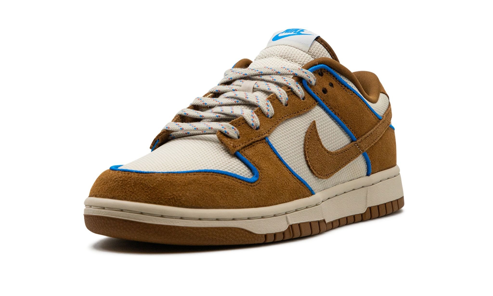 Dunk Low "Light British Tan" - 4