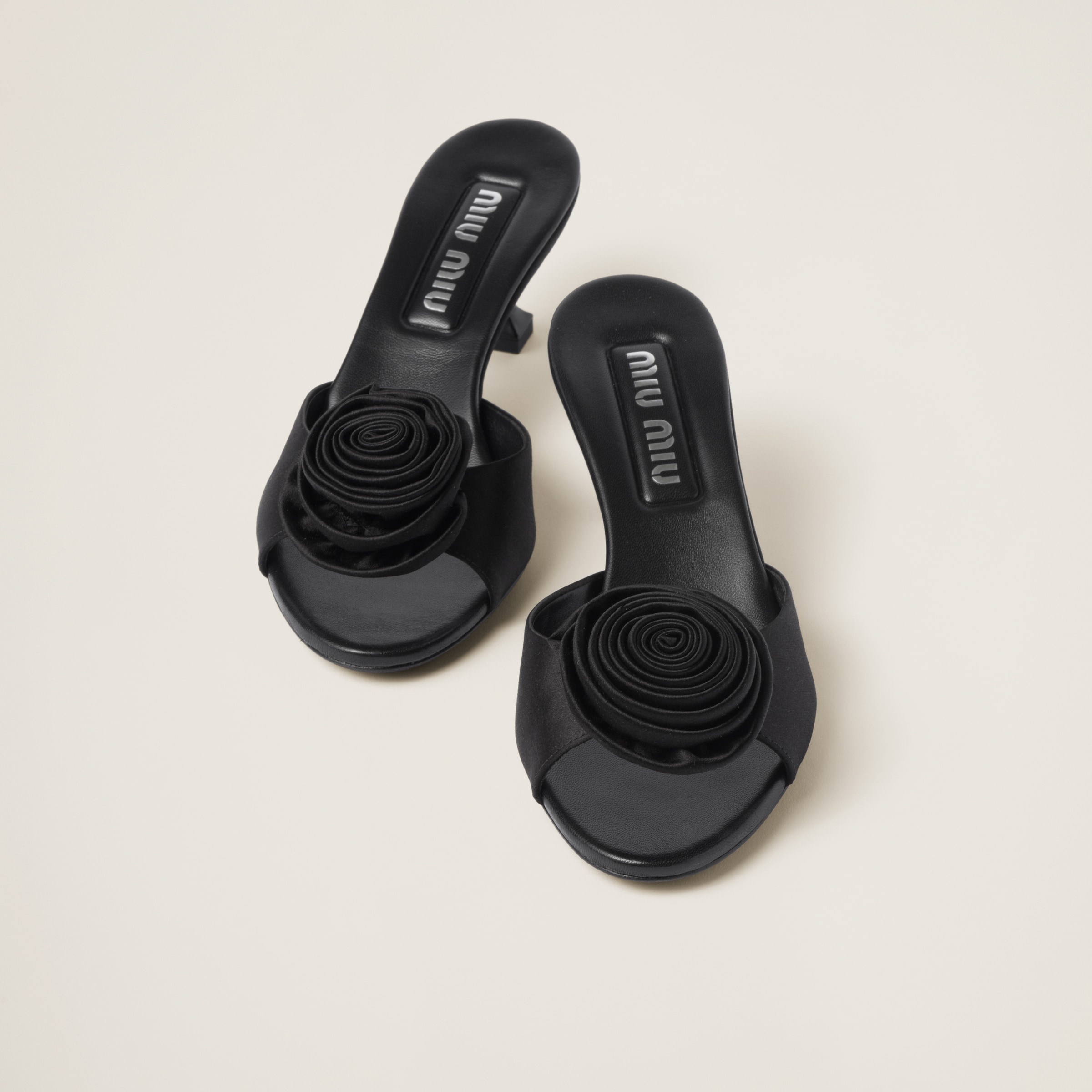 Satin slides - 4