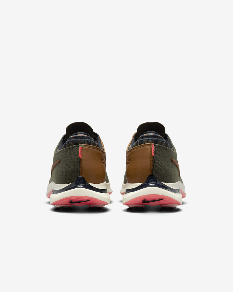 Nike Victory Tour 3 Golf Shoes 6