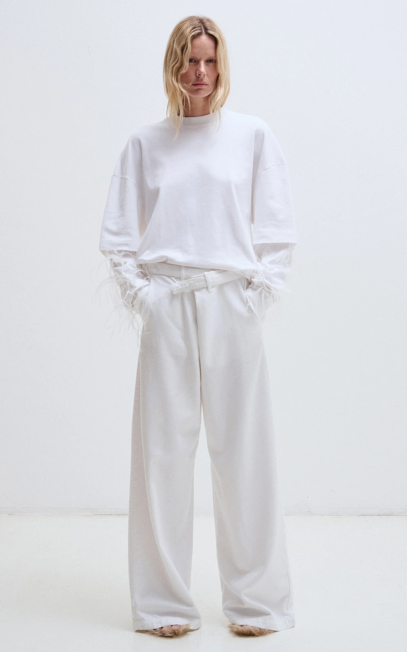 Gaia Cotton-Tencel Belted Denim Pants white - 1