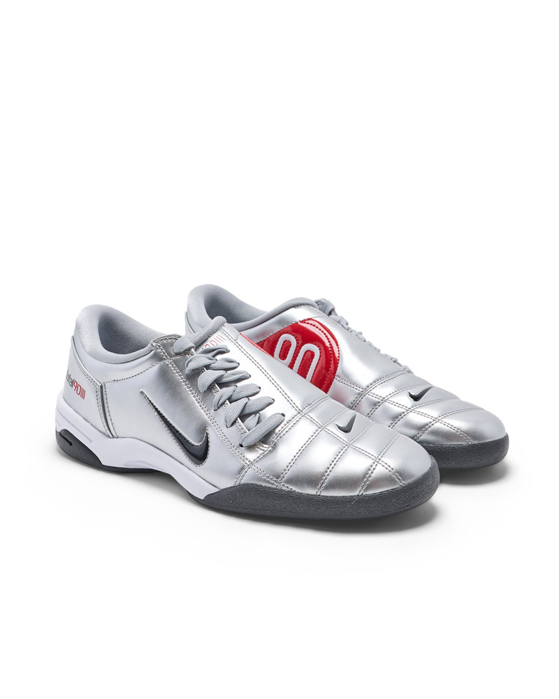 Nike Total 90 Metallic Silver/University Red outlook