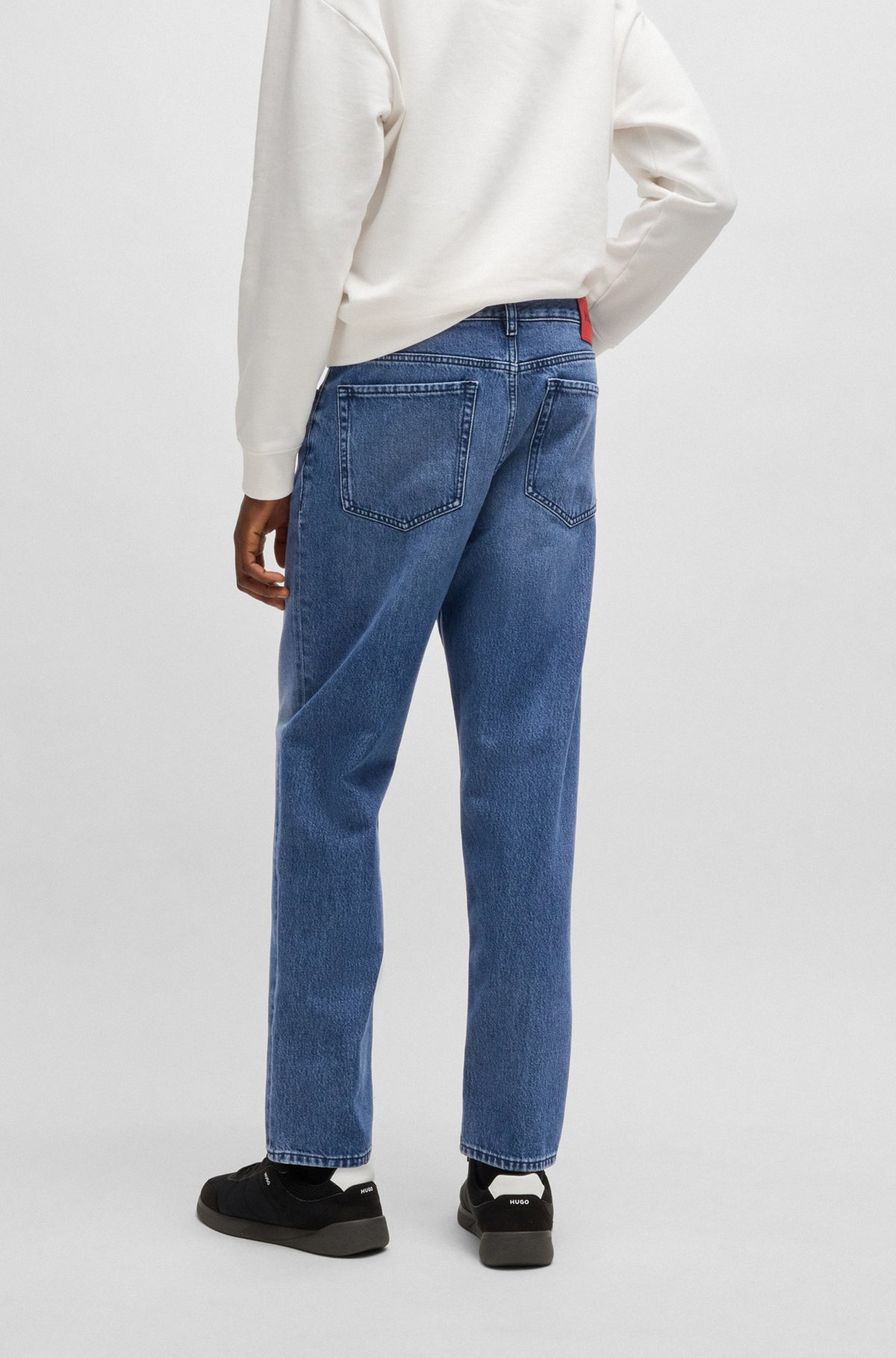 TAPERED-FIT JEANS IN BLUE VINTAGE-WASH DENIM - 4