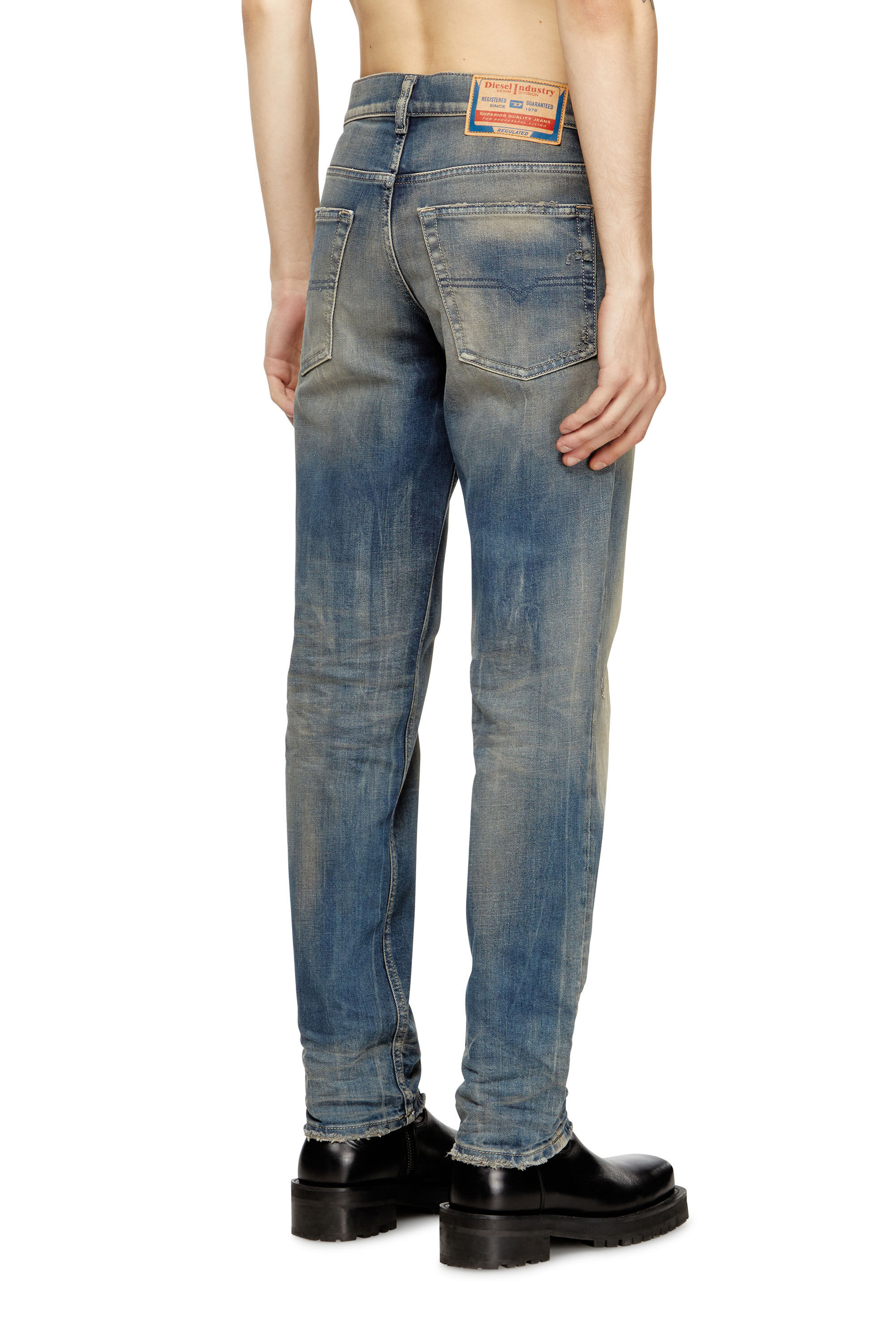 REGULAR JEANS 2023 D-FINITIVE 09M18 - 4