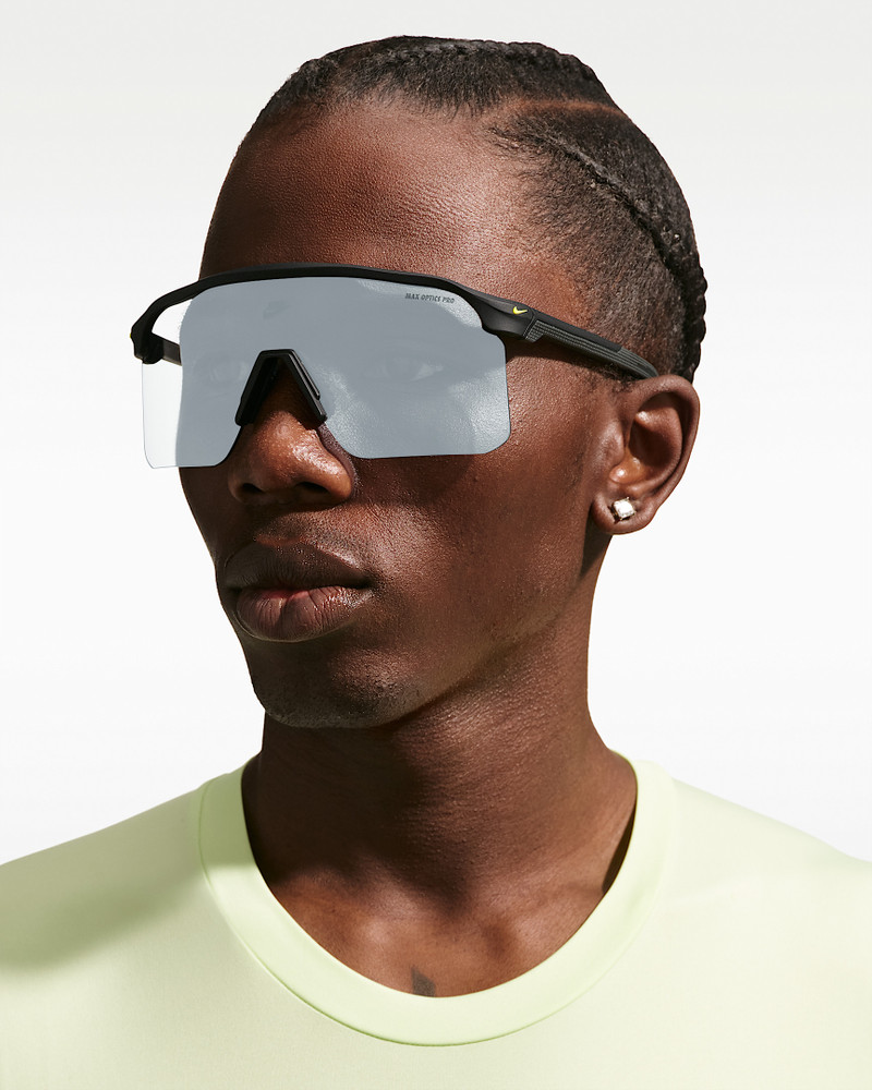 Nike Nike Expedition Shield Photochromic Sunglasses outlook