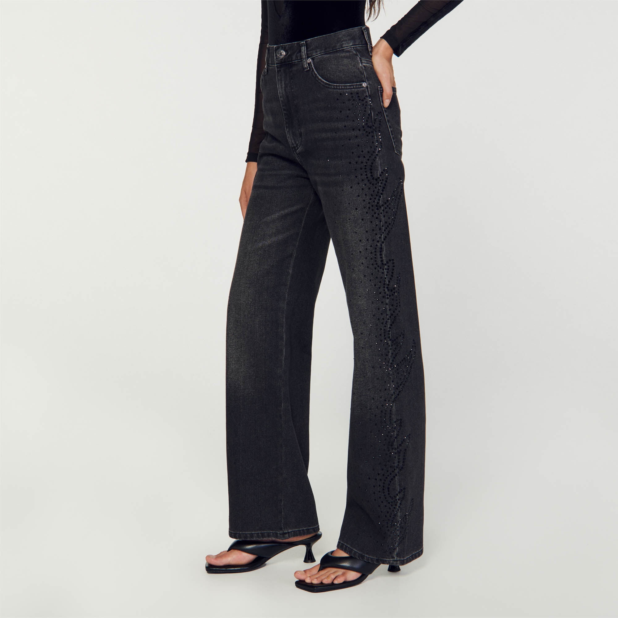 STRAIGHT-LEG FADED JEANS - 5