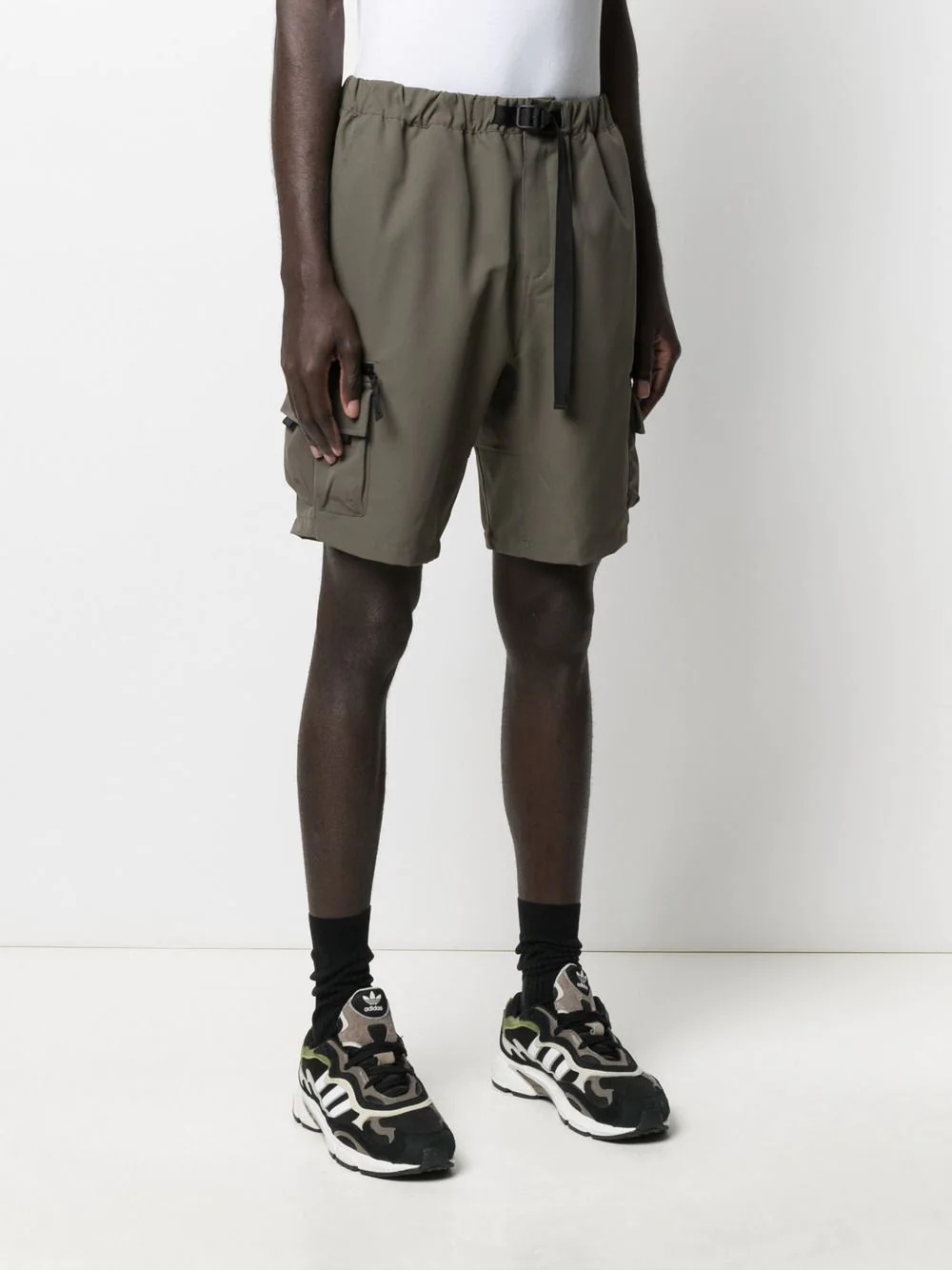 mid-rise cargo shorts - 3