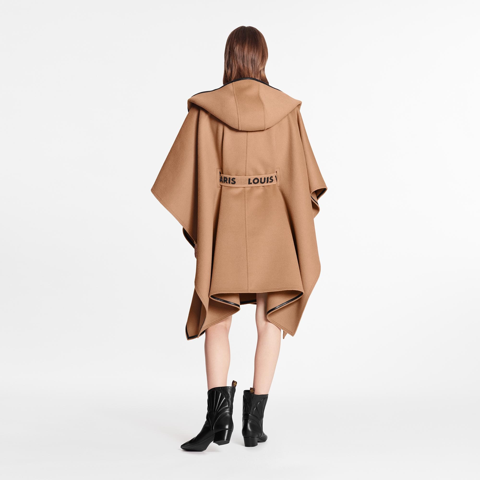 Hooded Cape Coat With Belt - 4