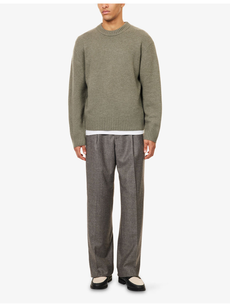FRAME Relaxed-Fit Crewneck Cashmere Jumper outlook