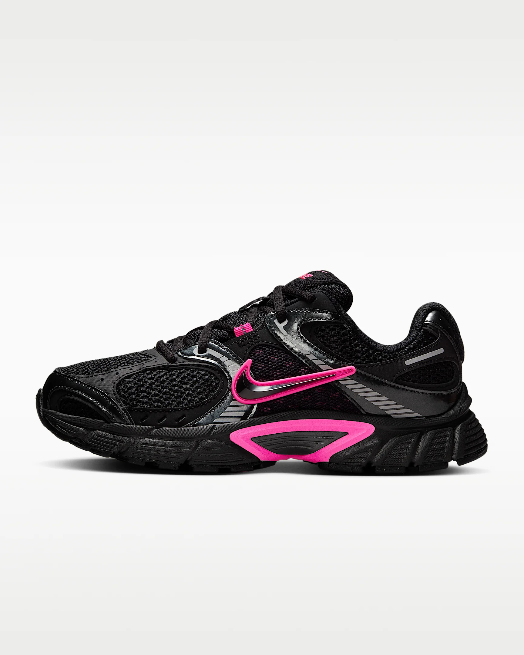 Nike V5 RNR Women's Shoes with Reflective Accents - 1