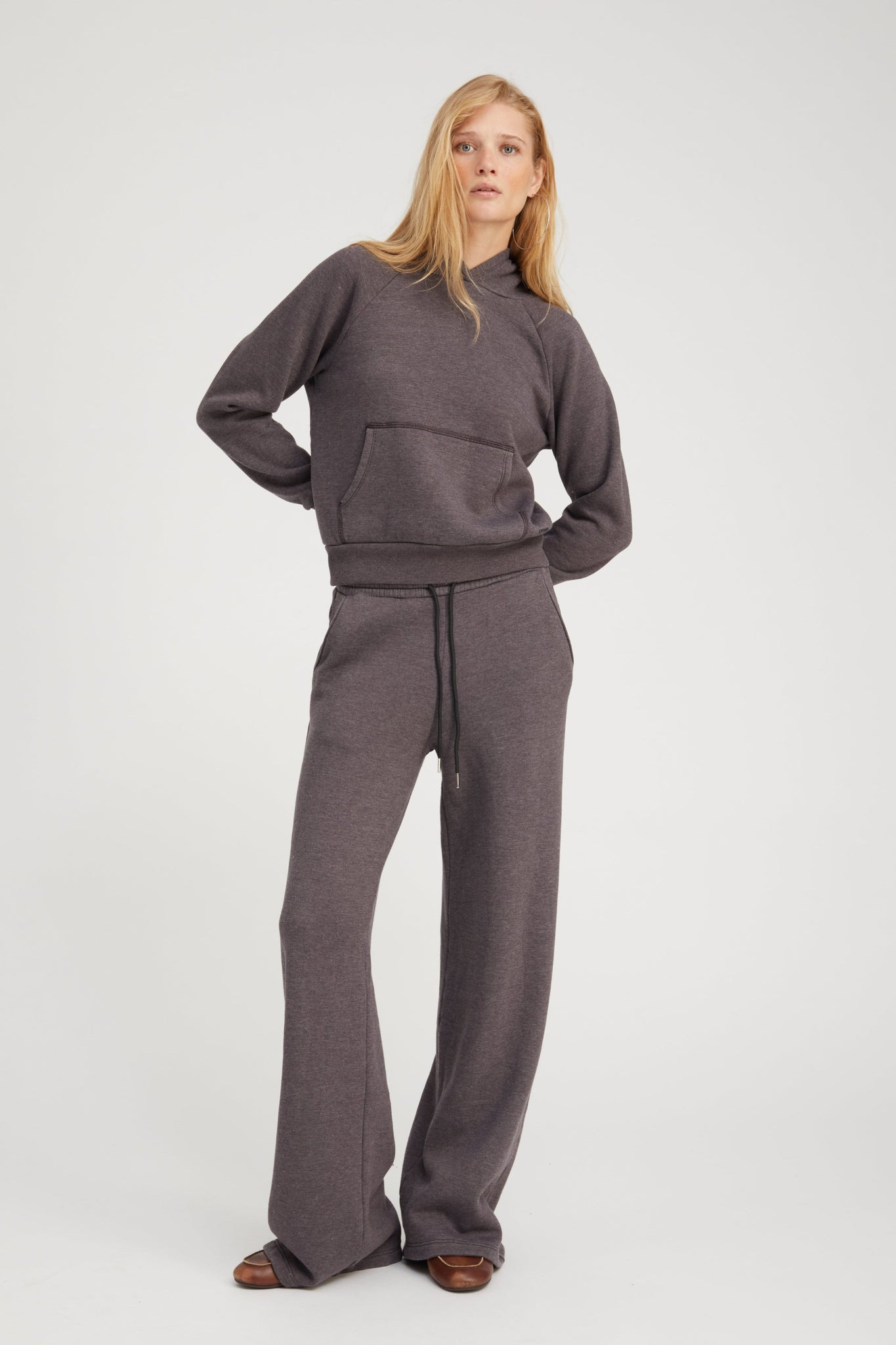CHARCOAL SHRUNKEN HOODIE - 2