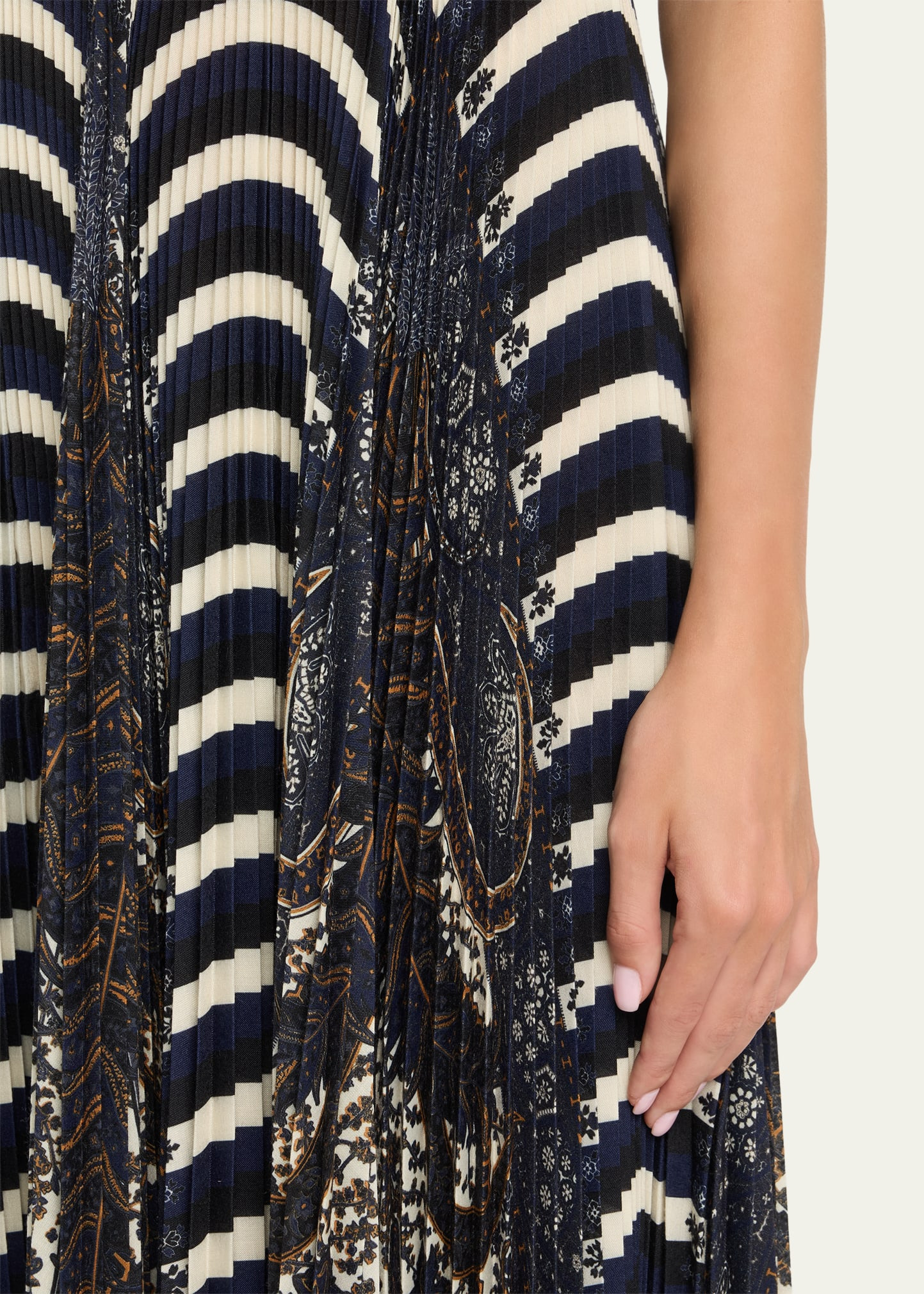Violeta Pleated Sleeveless Midi Dress - 5