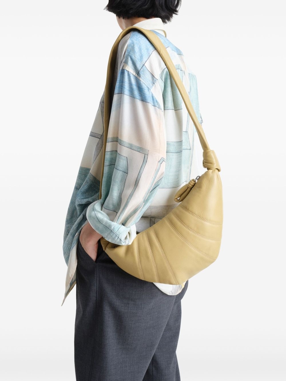 Croissant shoulder bag - 3