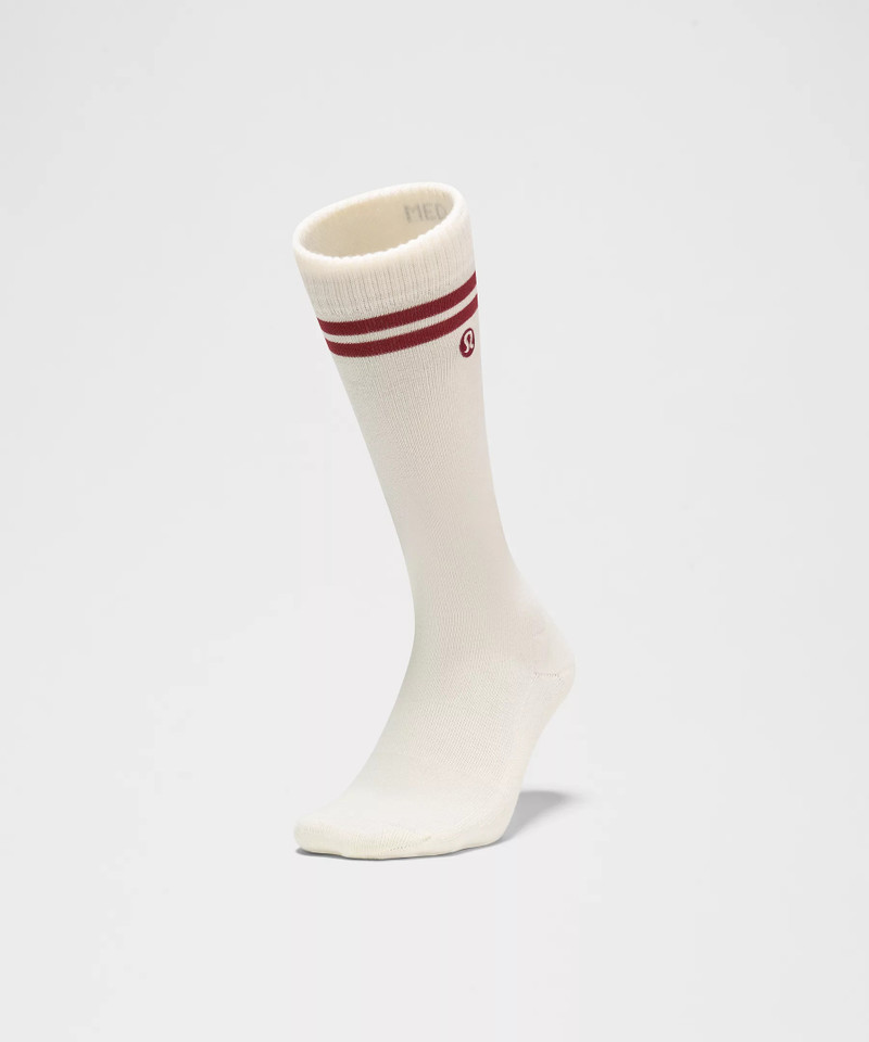 Unisex Daily Essential Knee-High Socks *Stripe 3