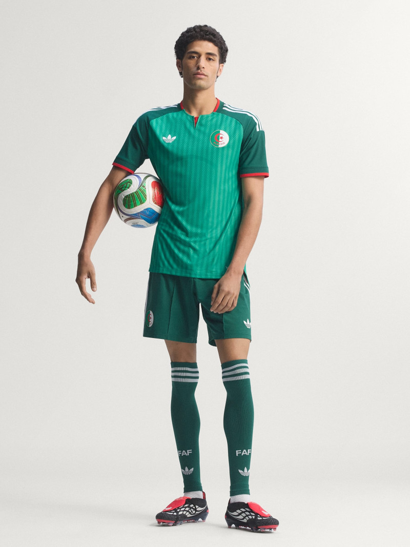 Algeria 26 Away Authentic Jersey 1