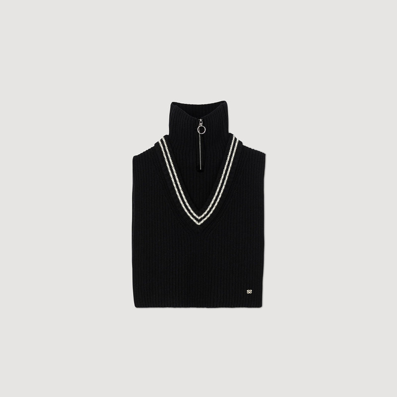 Scarf with high neck 1