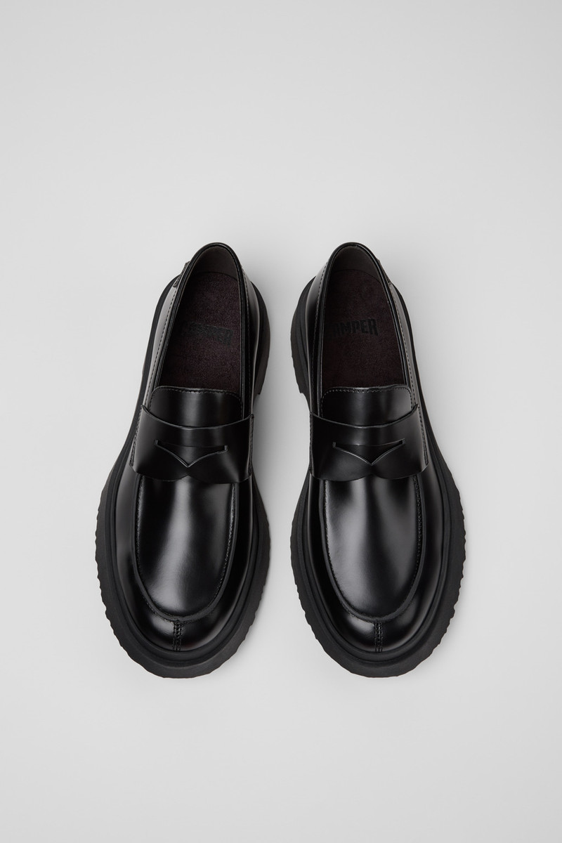 Black Leather Mocasins for Men. 4