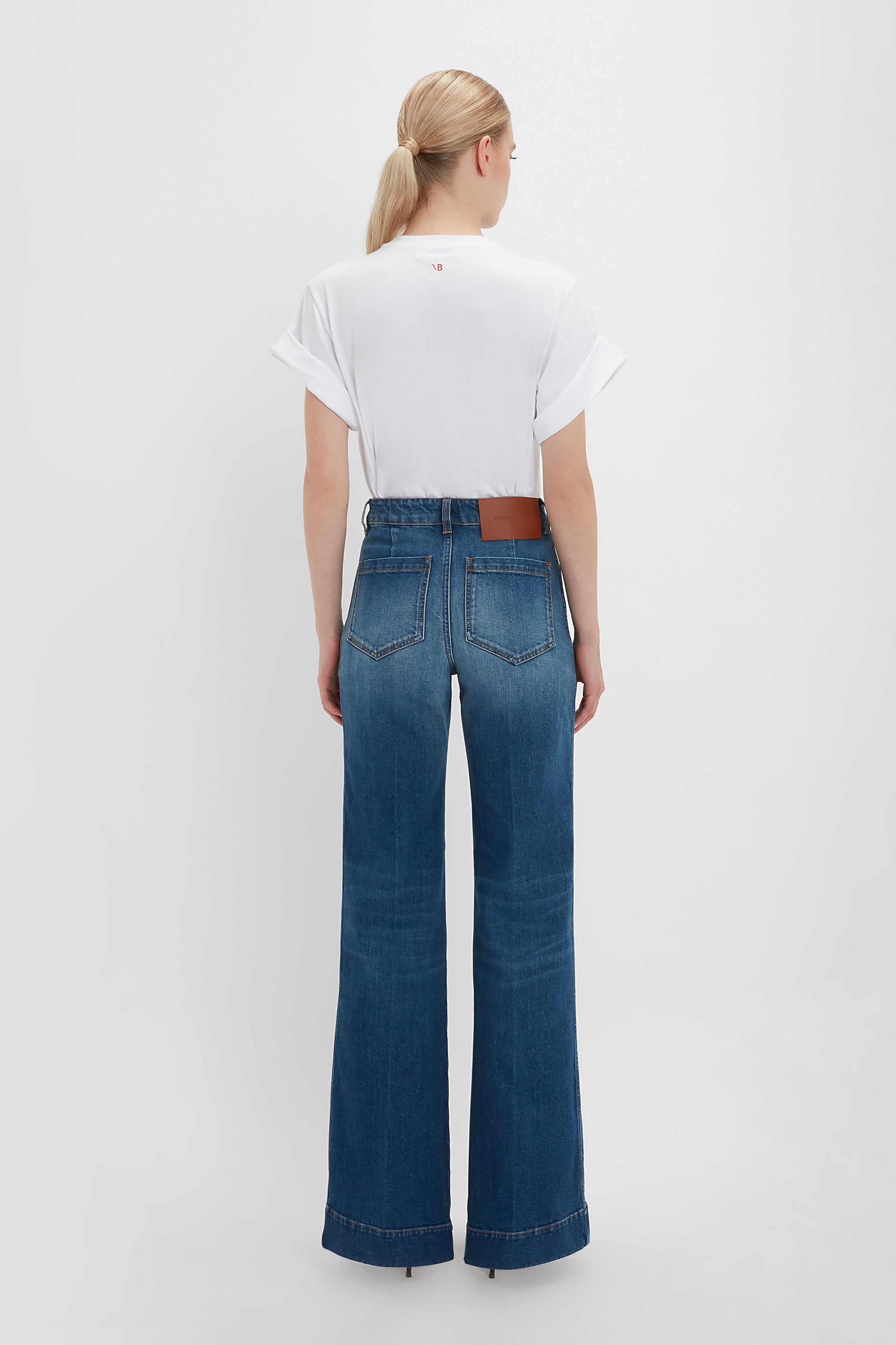 Asymmetric Relaxed Fit T-Shirt In White - 4