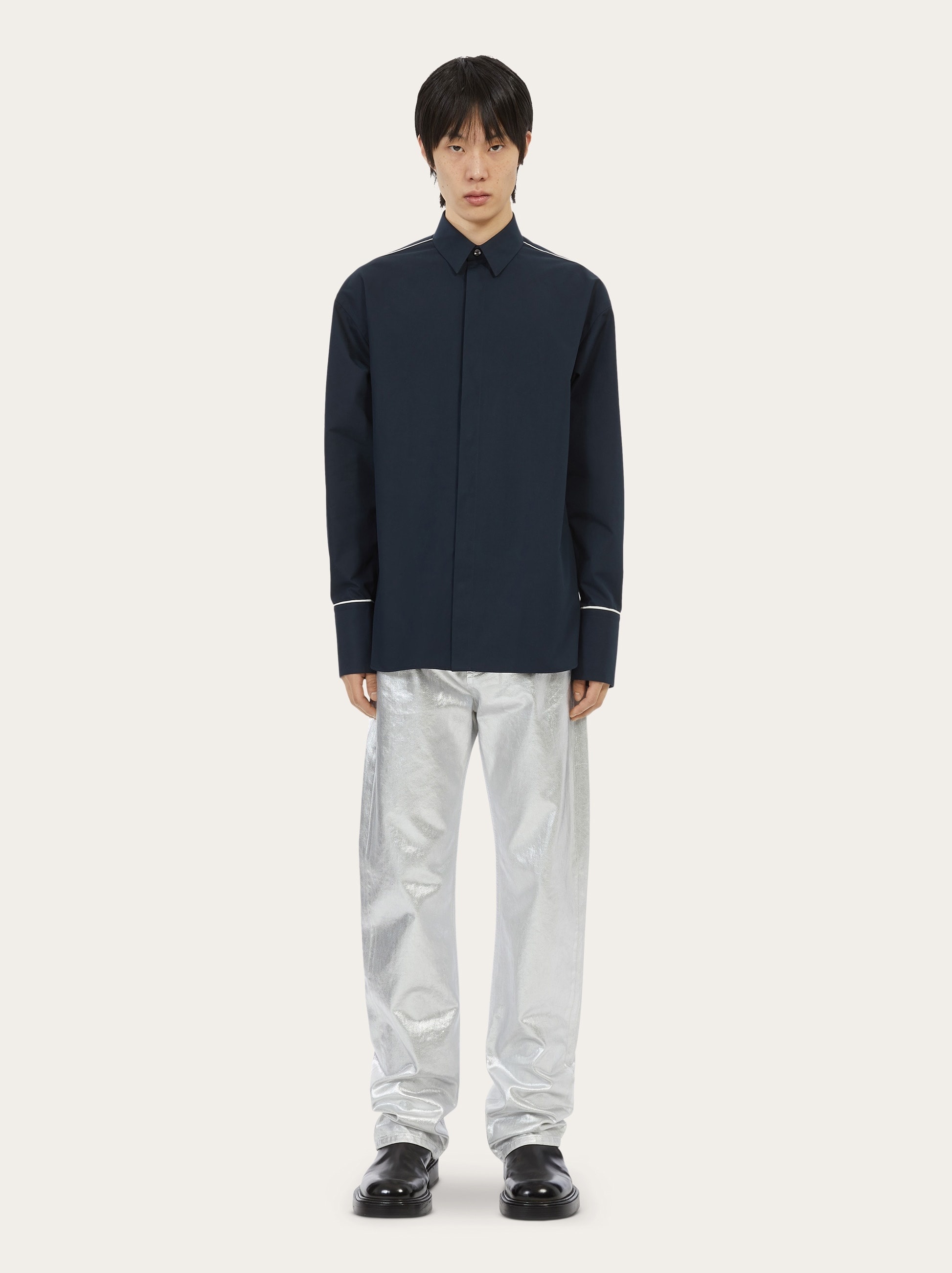 Sports shirt with contrasting piping - 6