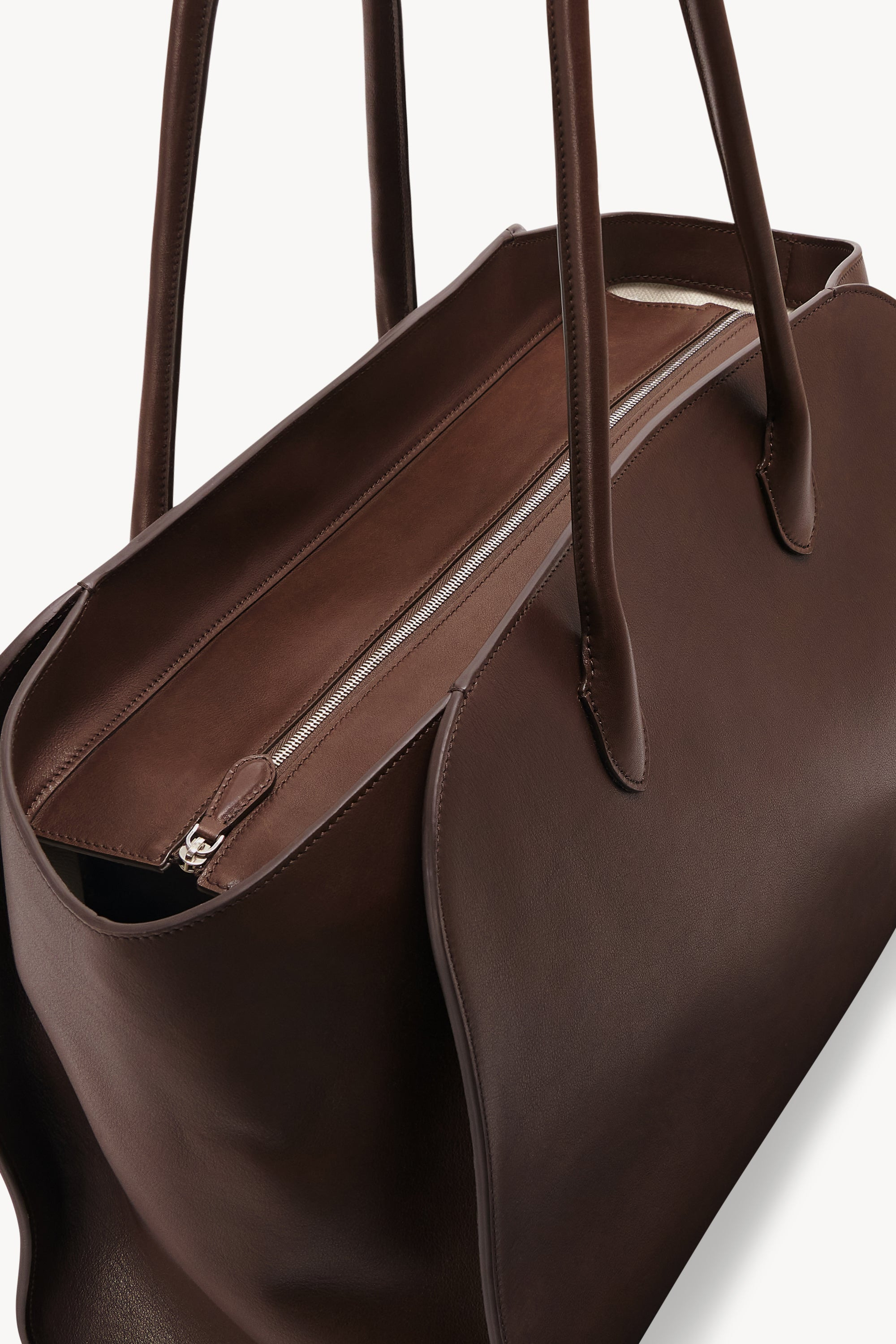 Marlo 17 Bag in Leather - 4