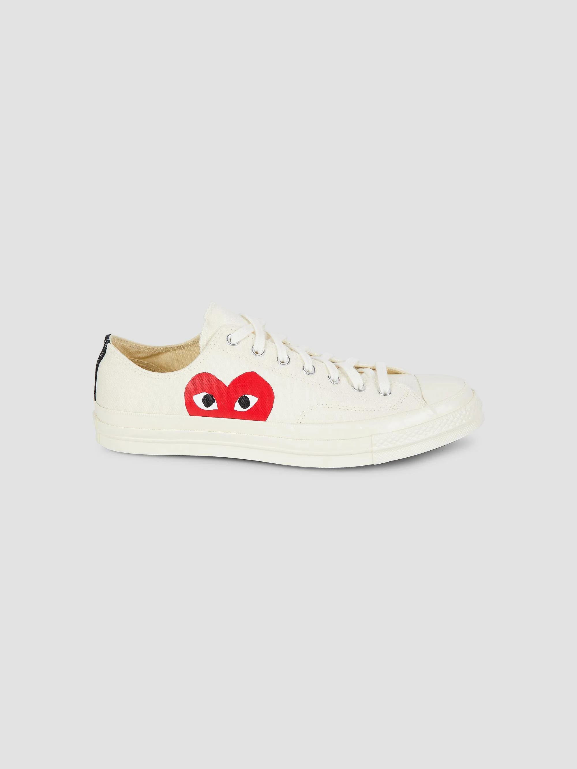 Men CdG PLAY x Converse Men's Chuck Taylor All Star One Heart Low-Top Sneakers - Beige - 1