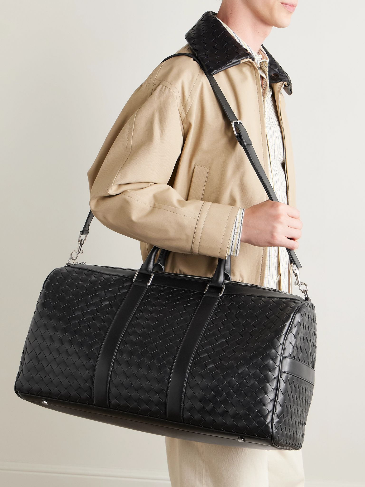 Intrecciato Leather Duffle Bag Black - 6