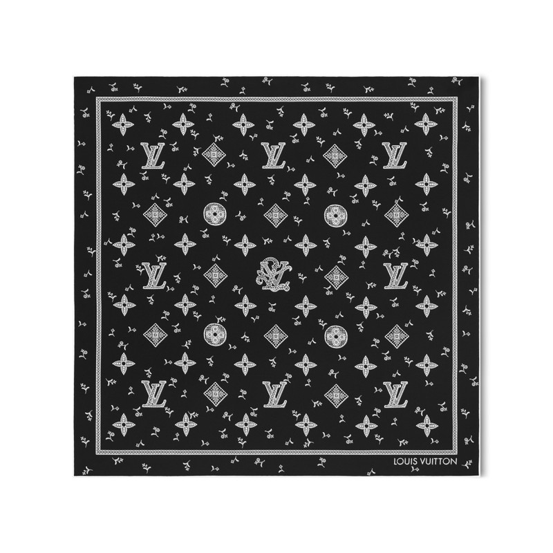 Monogram Romance Square 70 1