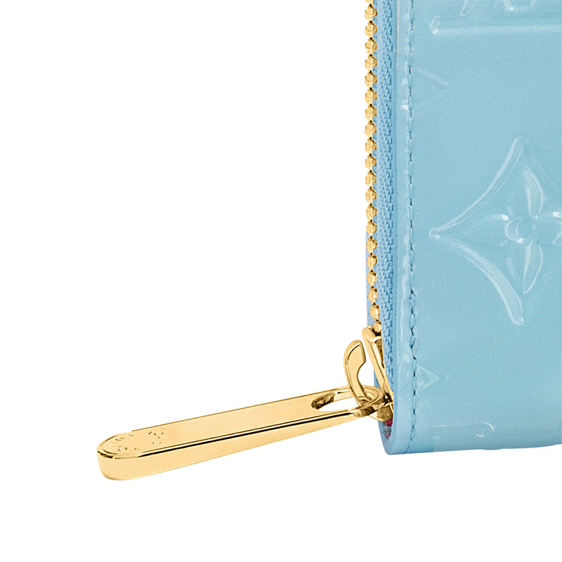 Louis Vuitton Zippy Wallet outlook